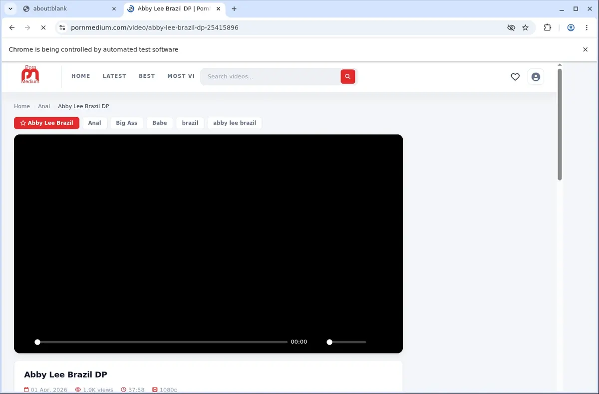 PornMedium Downloader page open in the browser